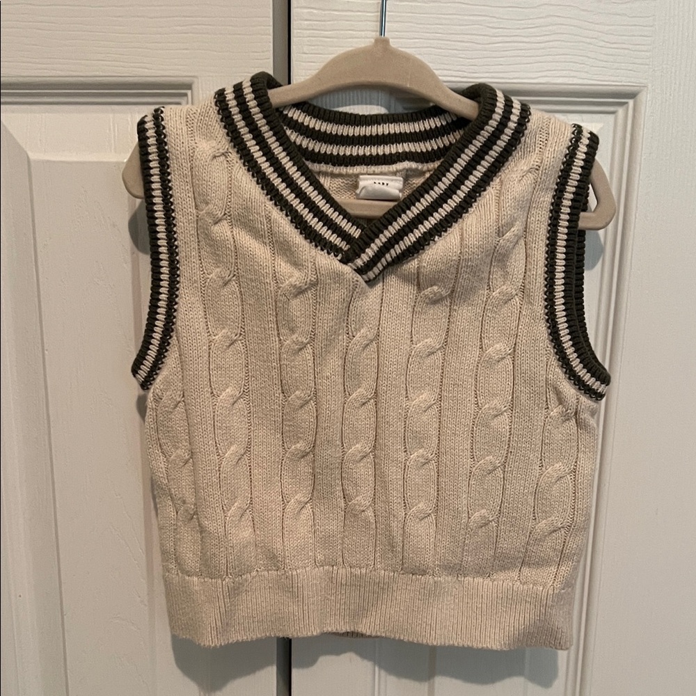 Baby GAP Cream and Olive Green V-Neck Sweater Vest (18-24 mo)